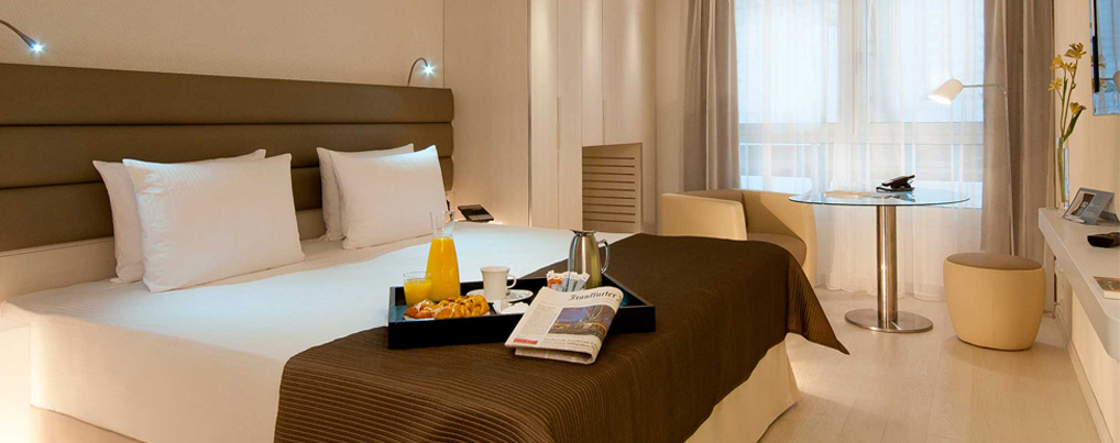 Eurostars Book Hotel